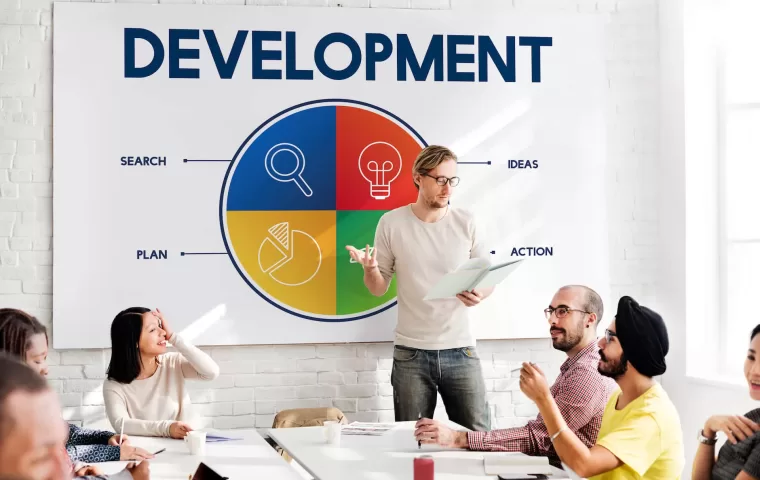 business-startup-entrepreneur-strategy-target-conc-PZ9GYTX.jpg
